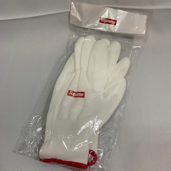 Supreme Other - Supreme SEALED FW20 Rubberized Gloves OS